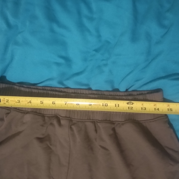 Universal Standard Classic Terry Sweatshorts 2XS=M olive green sweat shorts NWT - Picture 6 of 9